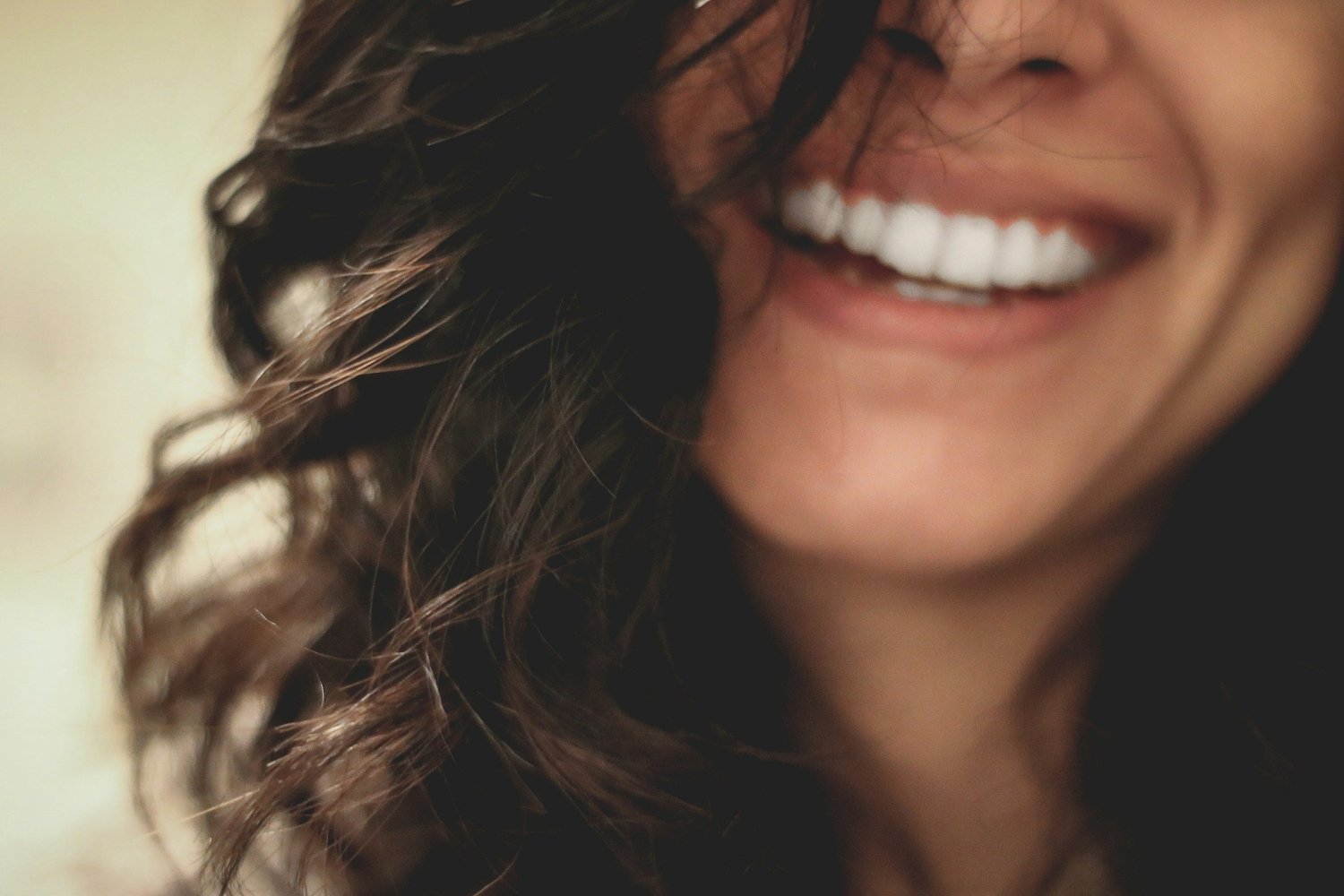 Portrait of a smiling woman